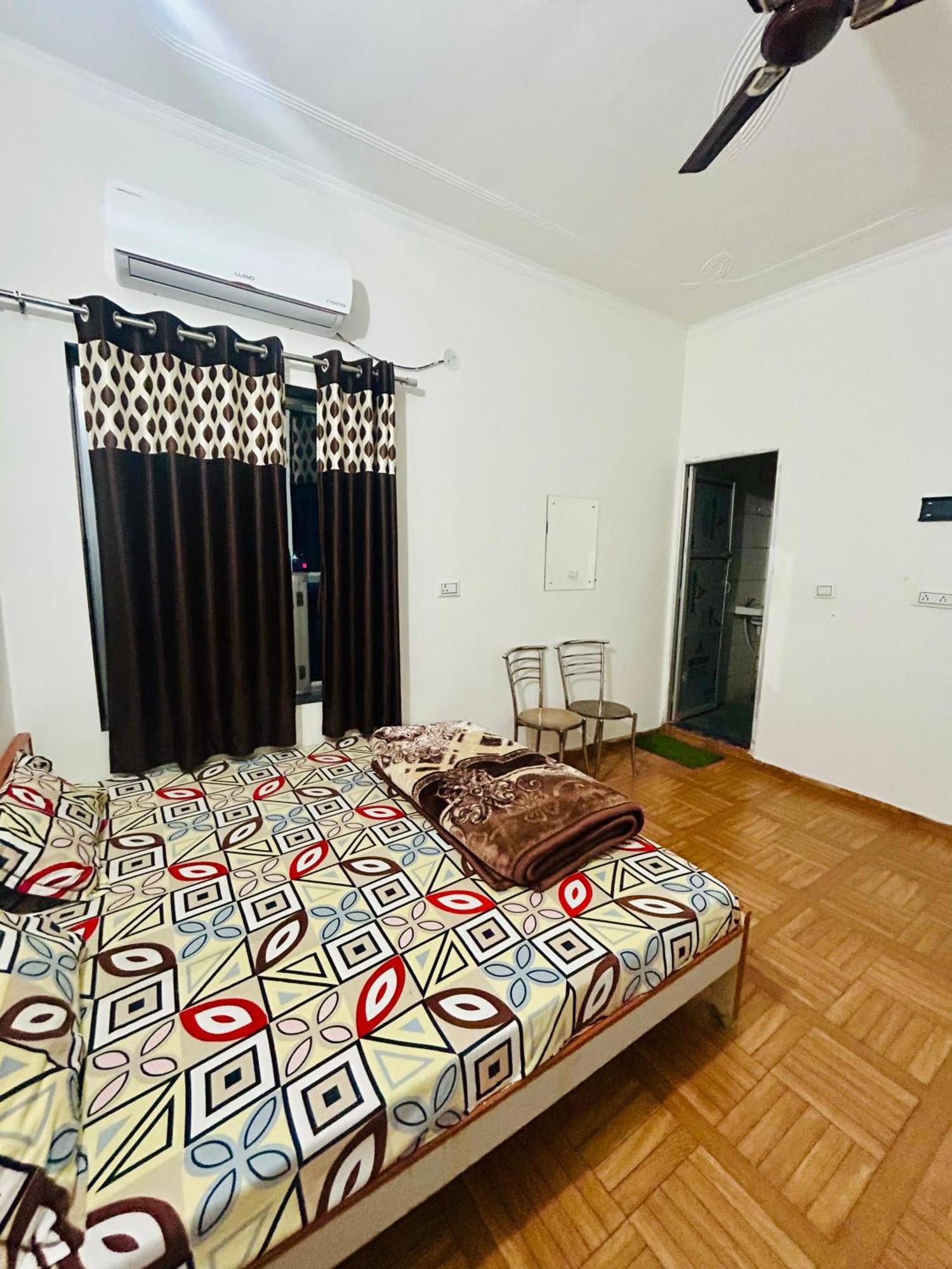 Sikar Milan Hotel & Restaurant מראה חיצוני תמונה