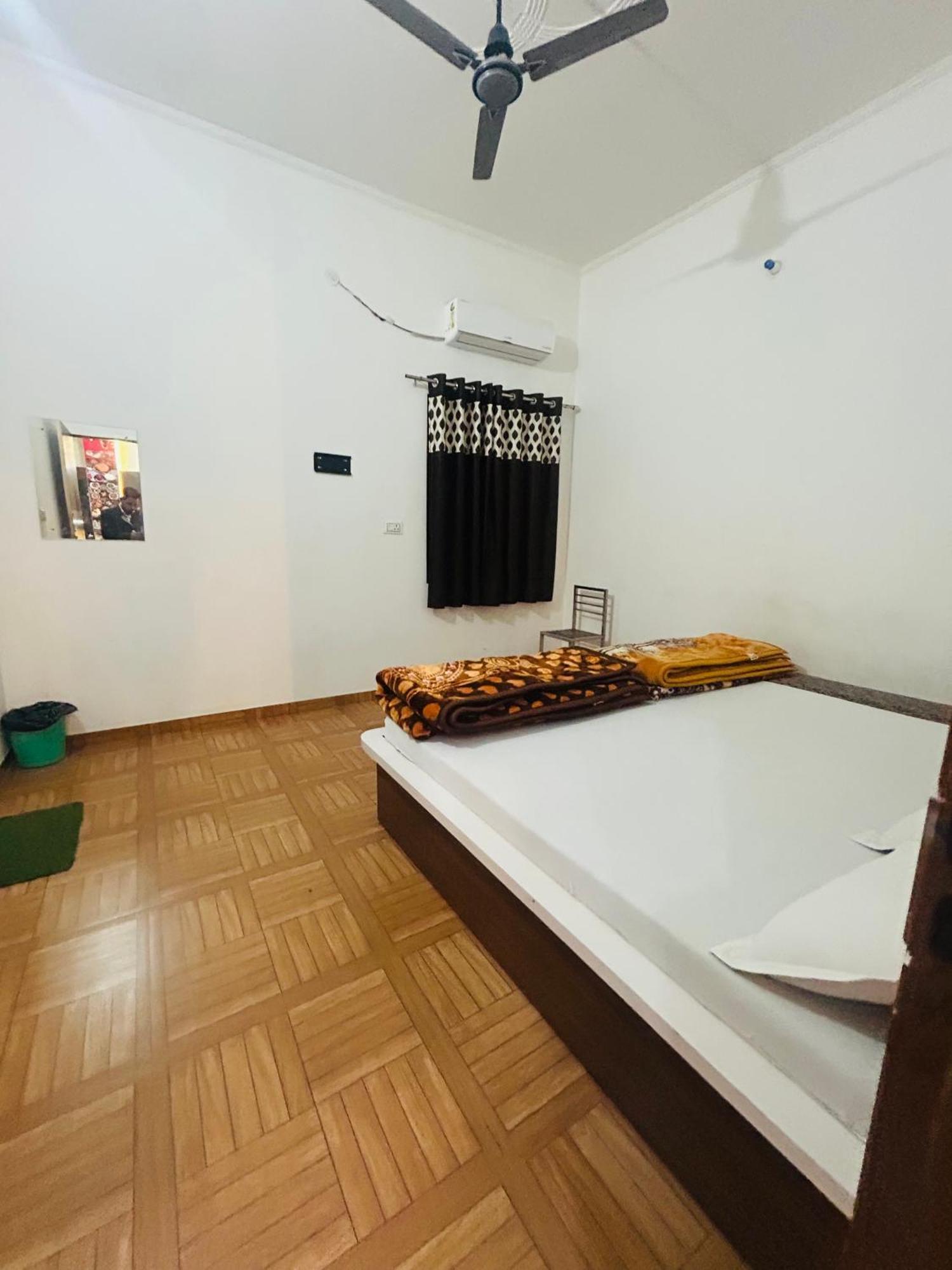 Sikar Milan Hotel & Restaurant מראה חיצוני תמונה