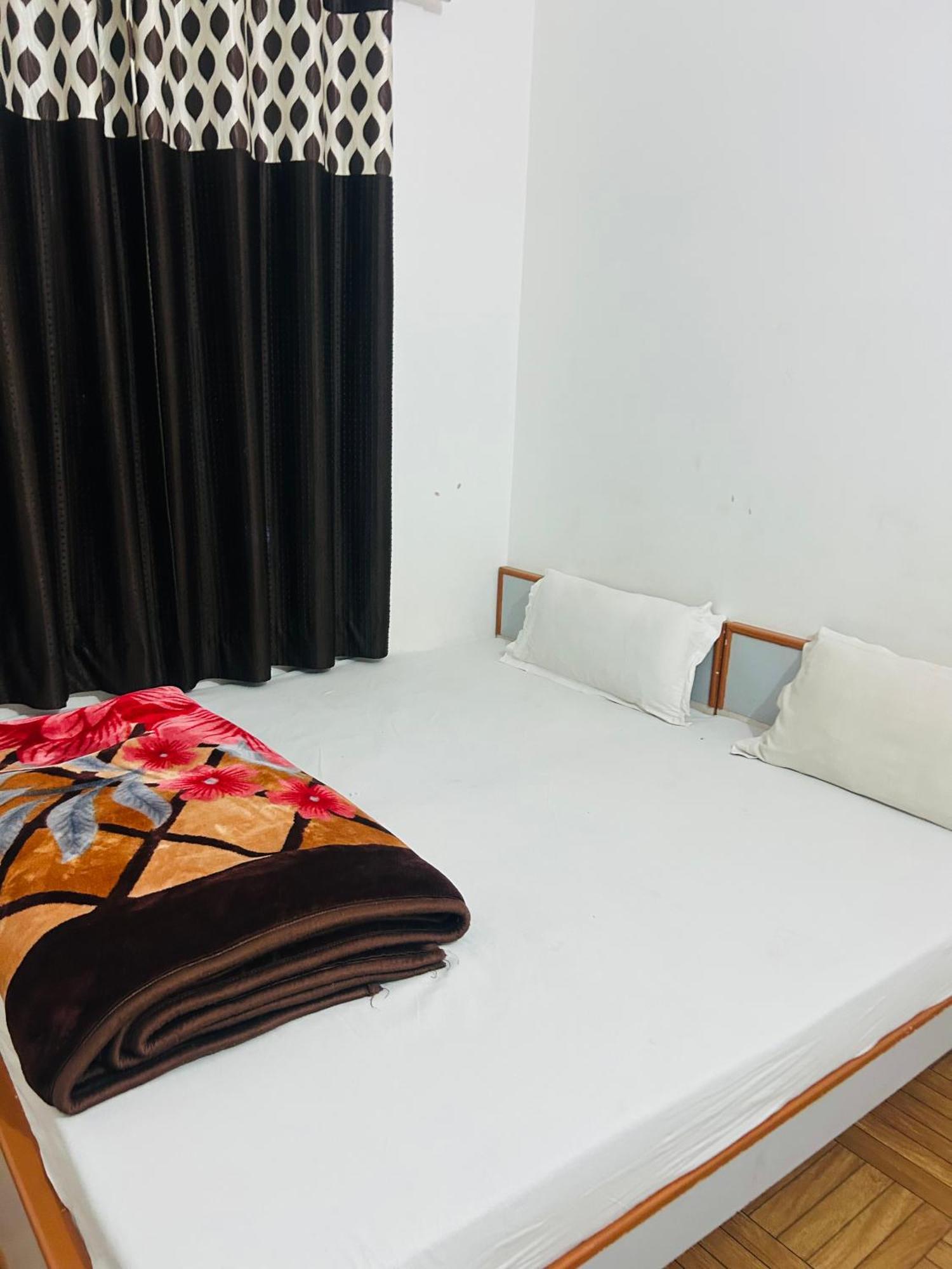 Sikar Milan Hotel & Restaurant מראה חיצוני תמונה